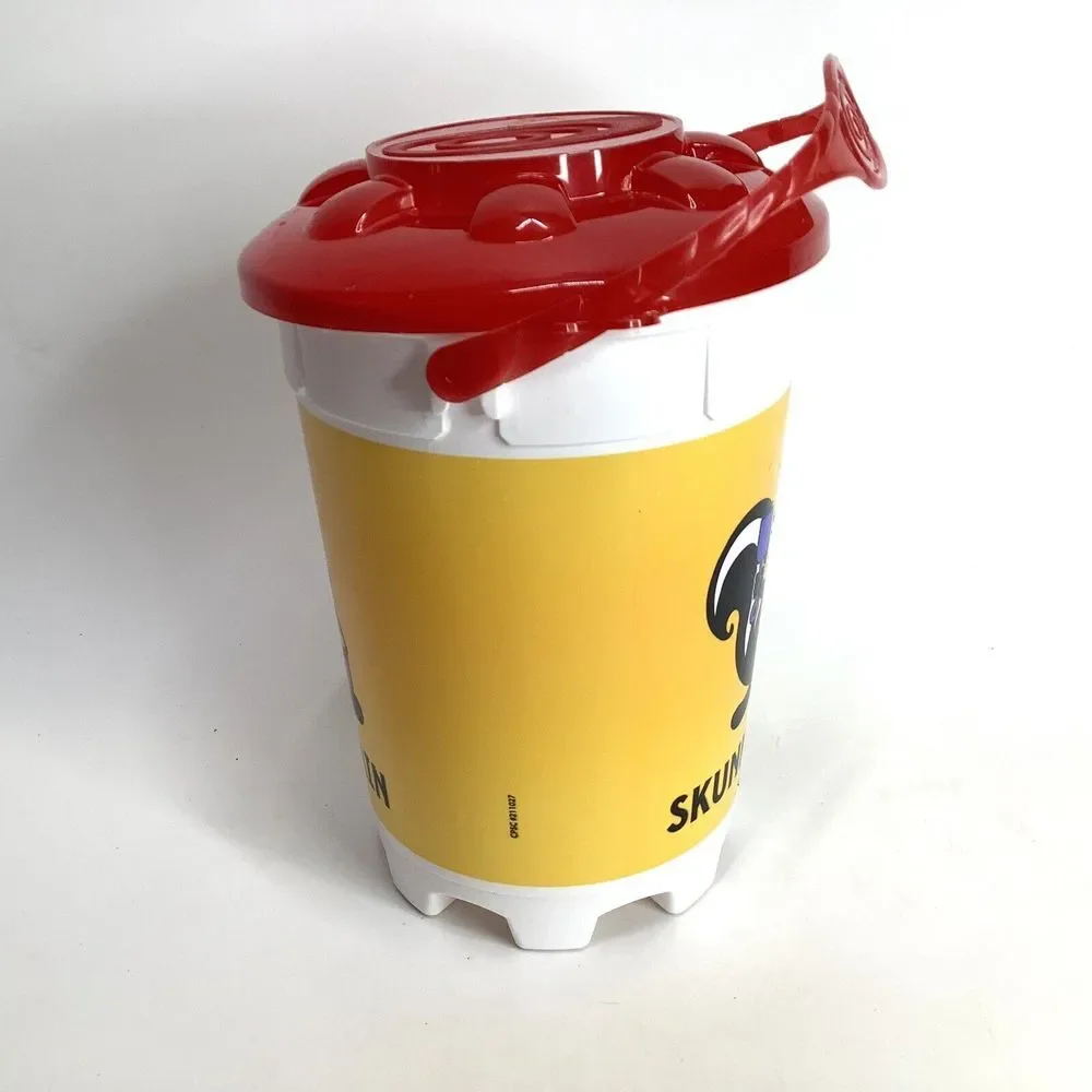 Whirley Drink Works Plastic bucket Skunk Train  Reusable Keep Sake 64 oz‎ USA